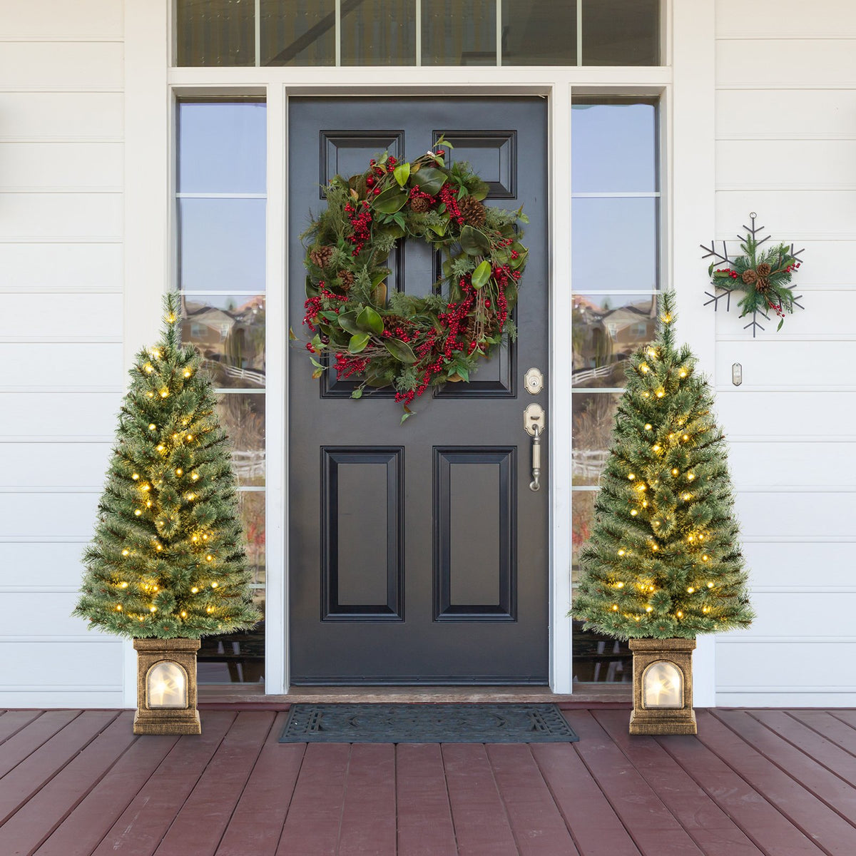 4 Feet Pre-Lit Potted Christmas Tree Pine Needles view 2