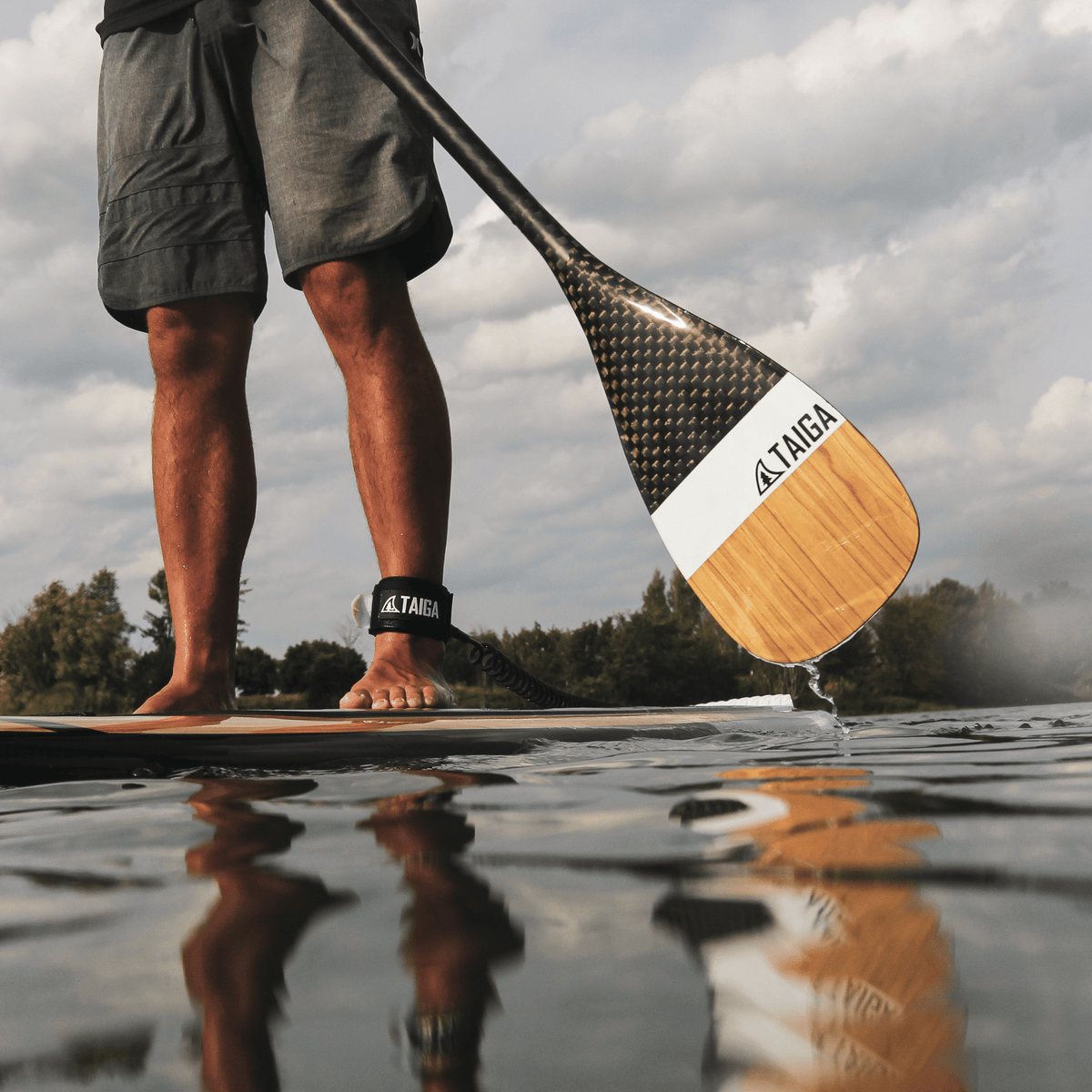 Diamond Paddle, Wood Carbon 12k, Fixed 83" SUP Paddle | Taiga Board