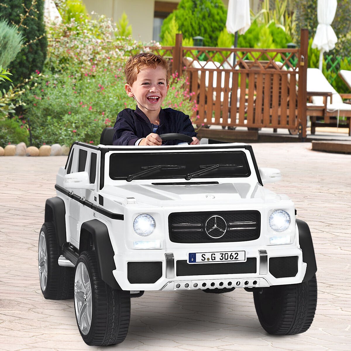 12V Licensed Mercedes-Benz Kids Ride On Car-White view 2