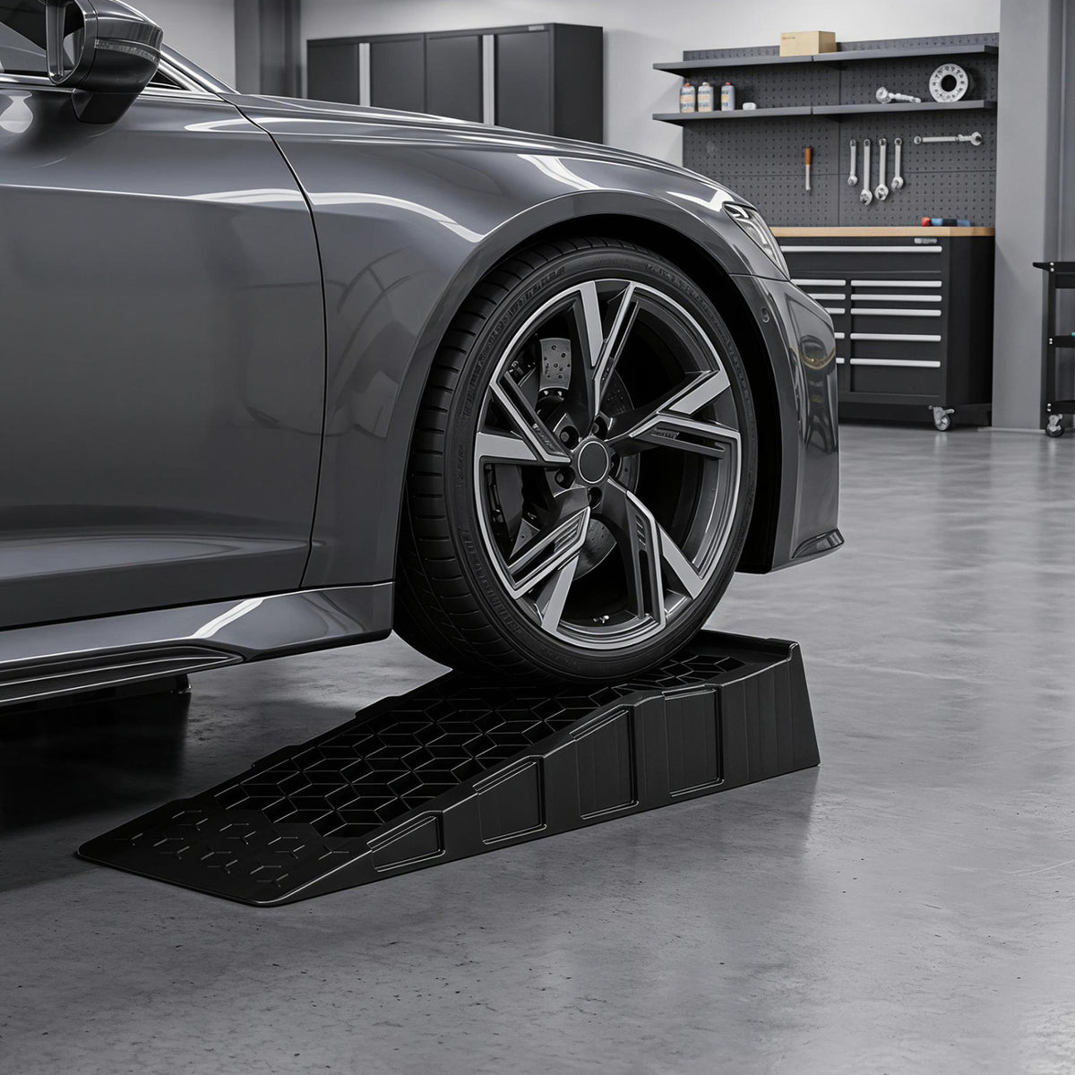 2-Pack 2.5 inches Lift Low Profile Car Ramps 22000 Lbs GVW Capacity-Black view 3