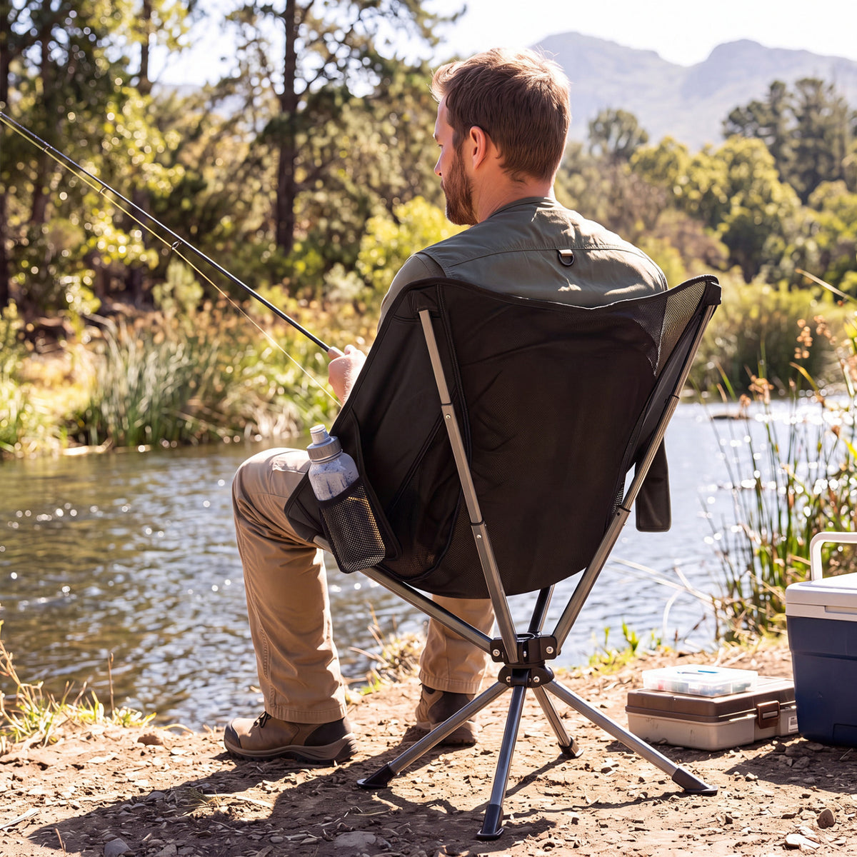 360° Swivel Camping Chair with Cup Holder and Side Pocket for Beach Support 300 LBS-Black view 3