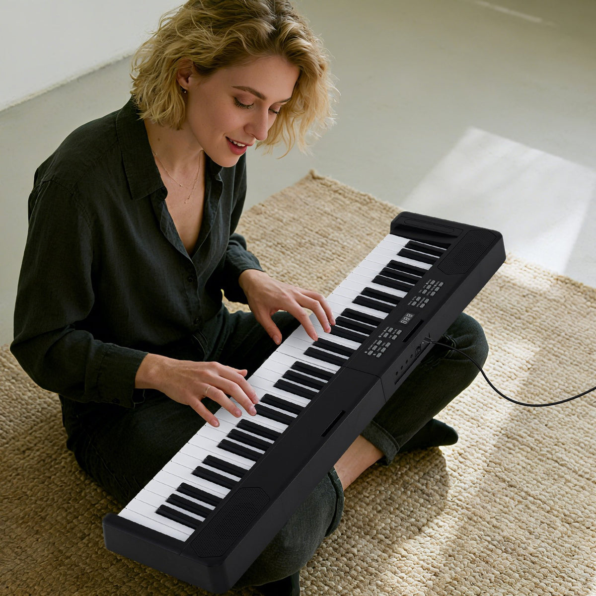 61-Key Foldable Piano Keyboard Full-size Electronic Keyboard with MIDI and Split Function-Black view 3