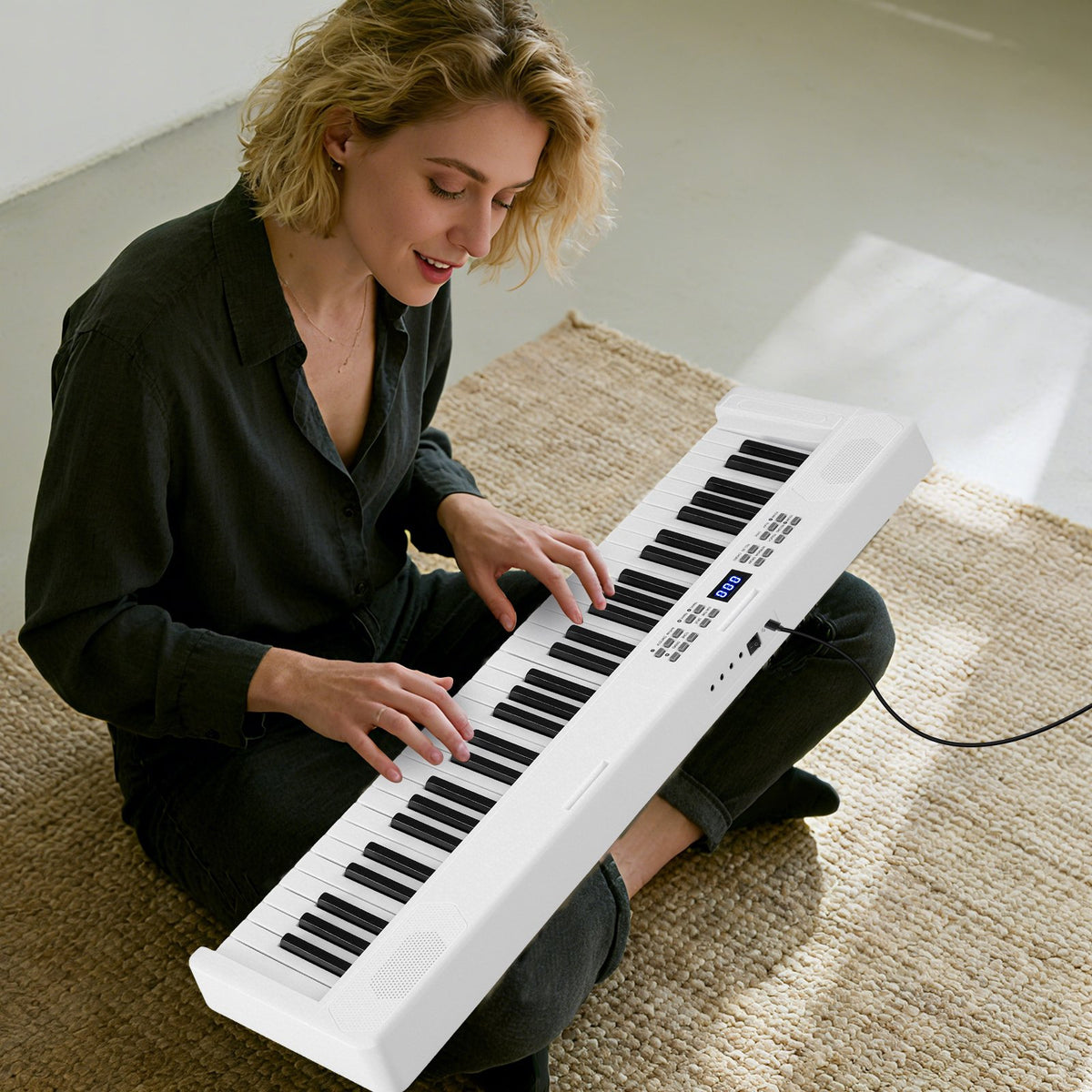 61-Key Foldable Piano Keyboard Full-size Electronic Keyboard with MIDI and Split Function-White view 3