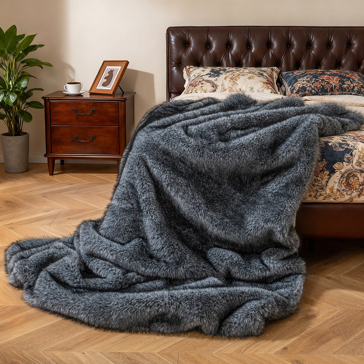 740GSM Soft Plush Fuzzy Luxury Faux Wolf Fur Blanket for Sofa-Gray view 7