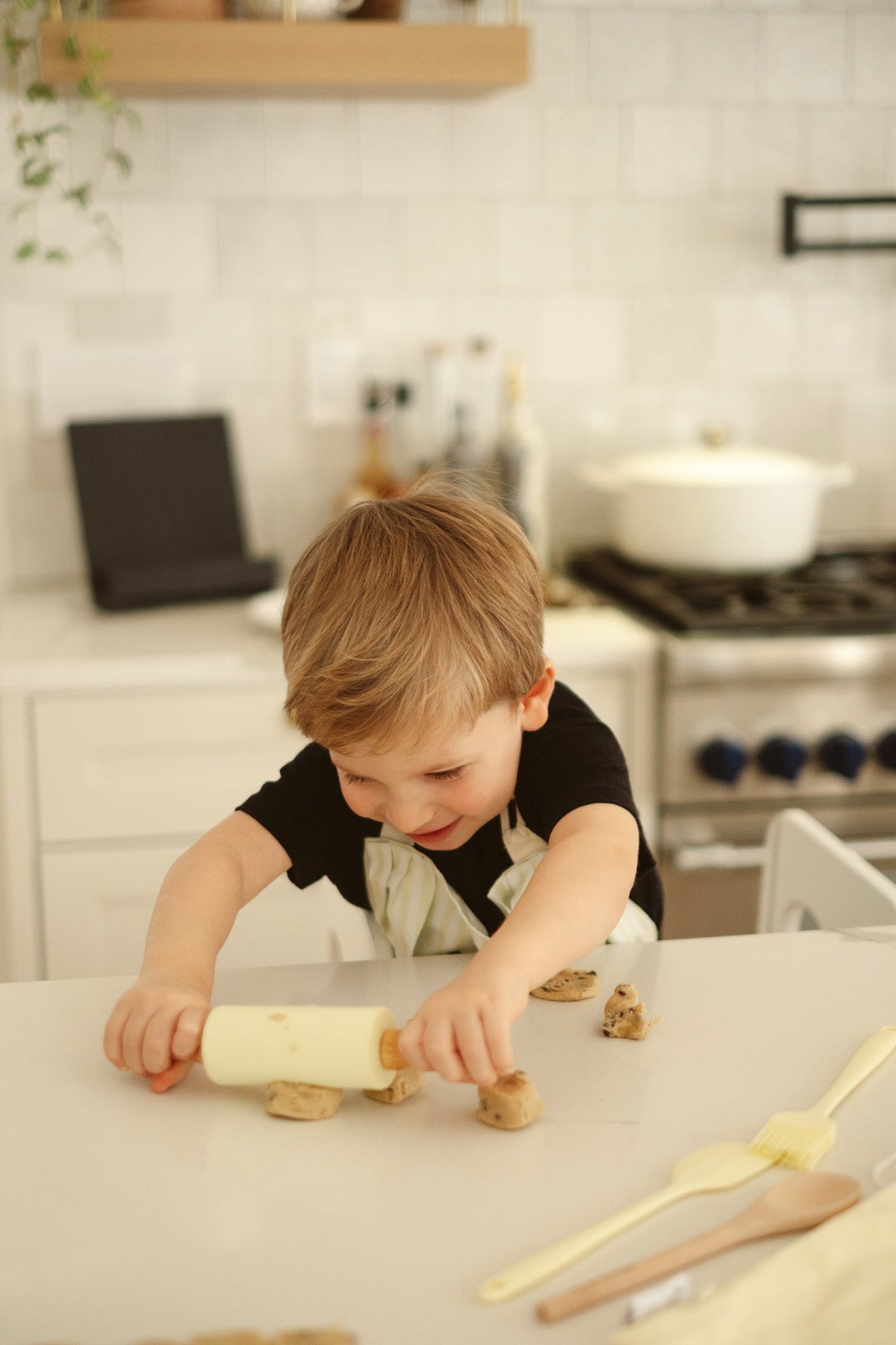 Mini-Chef 7-in-1 Kids Kitchen Kit - 2 to 10 Years - Micassoandco