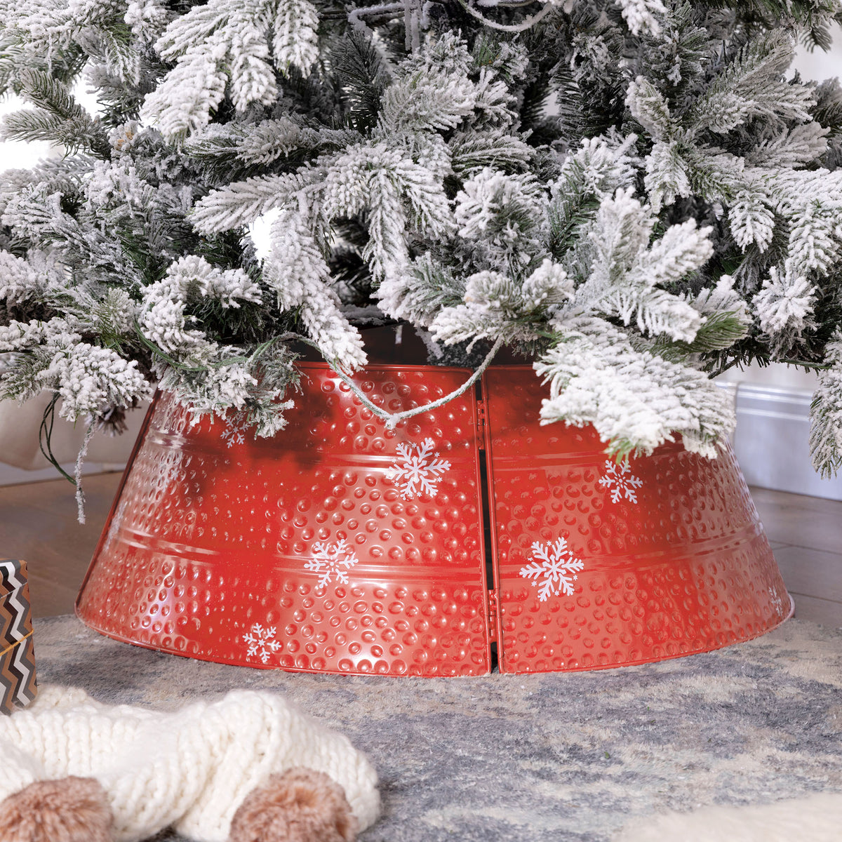 Christmas Tree Collar, 26" Metal Tree Ring Skirt, Home Xmas Decoration with Snowflake Engraving, Red
