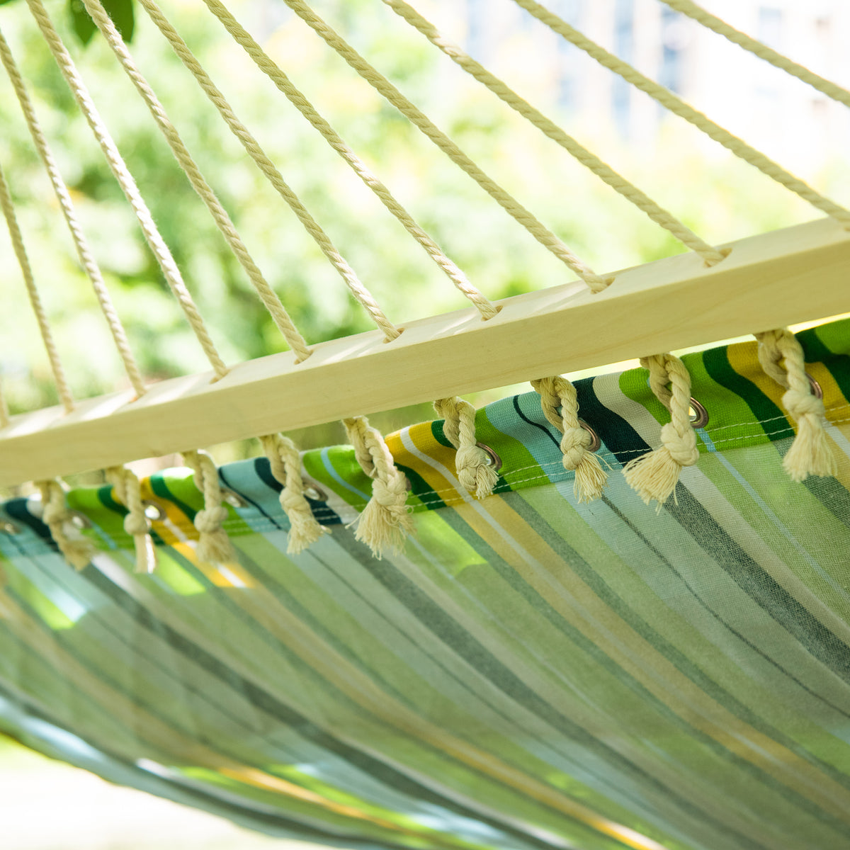 83" Patio Double Hammock, Wide Outdoor Hammock Bed Striped Fits 2 People Sunbed Camping hang Sleep w/ Pillow, White Stripe