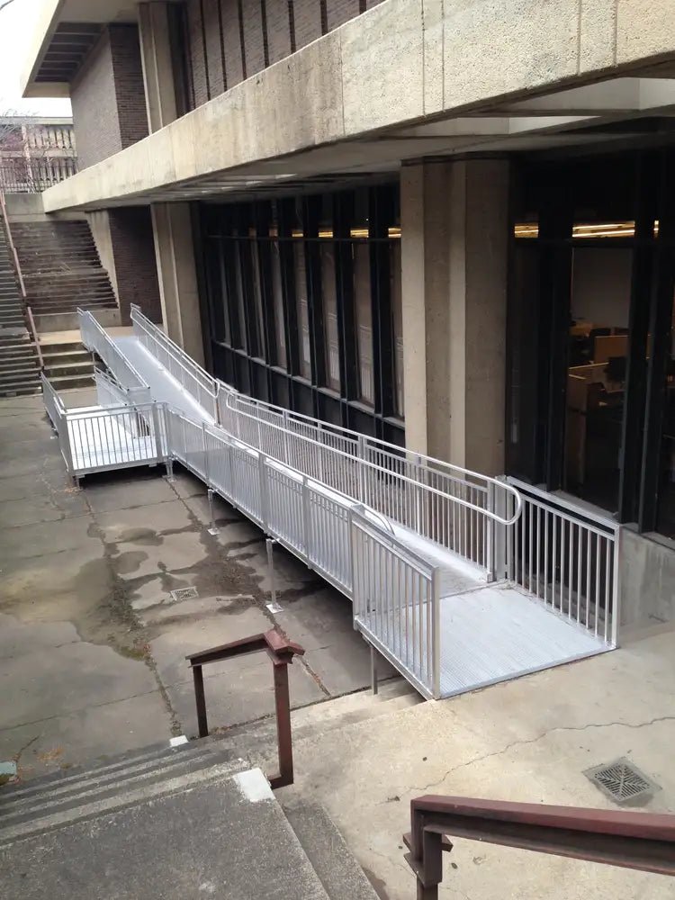 AlumiRamp A*Com Commercial Modular Aluminum Ramp Kit