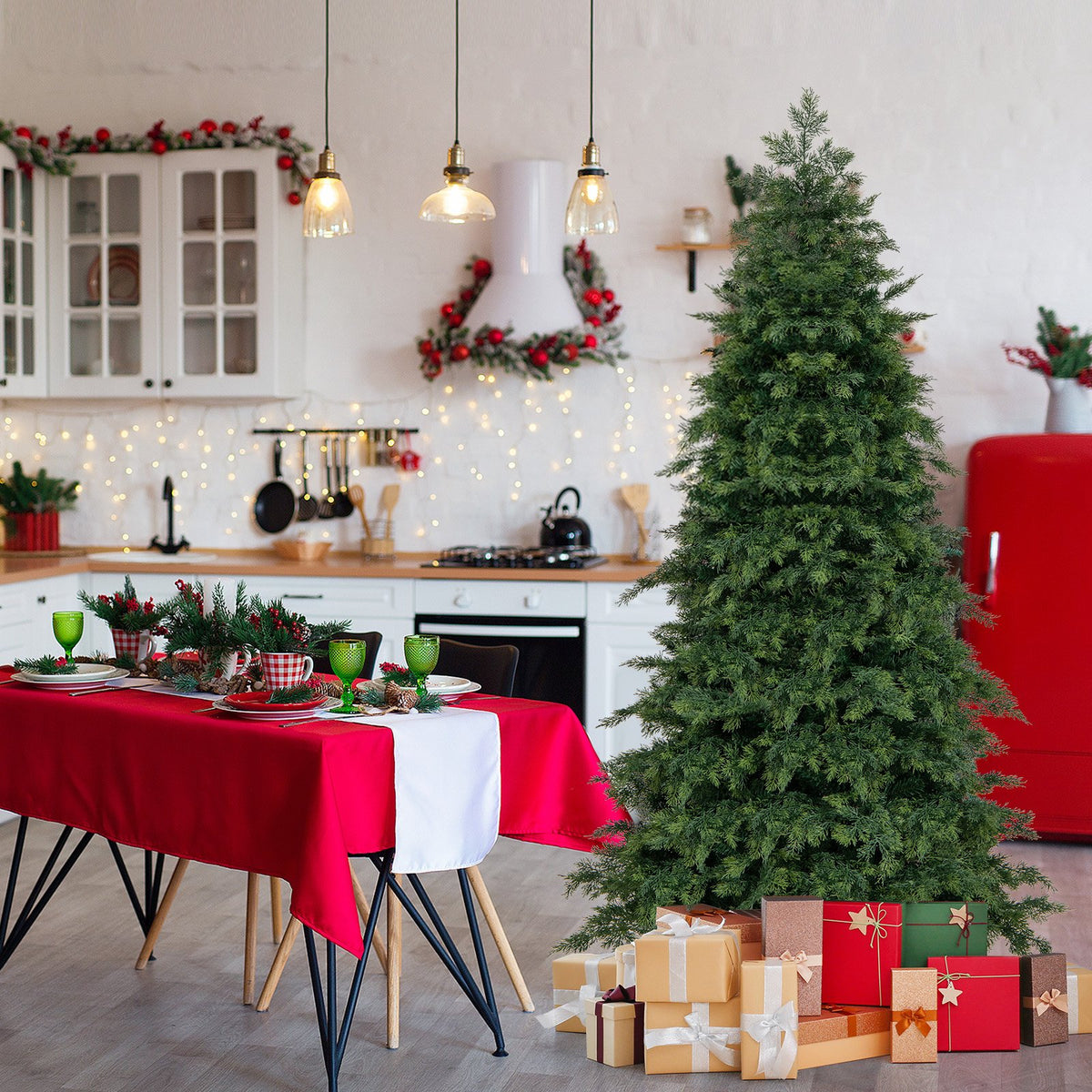 Artificial Christmas Tree Green Hinged Holiday Tree with 721/1019 Lush Branch Tips-6 ft view 7