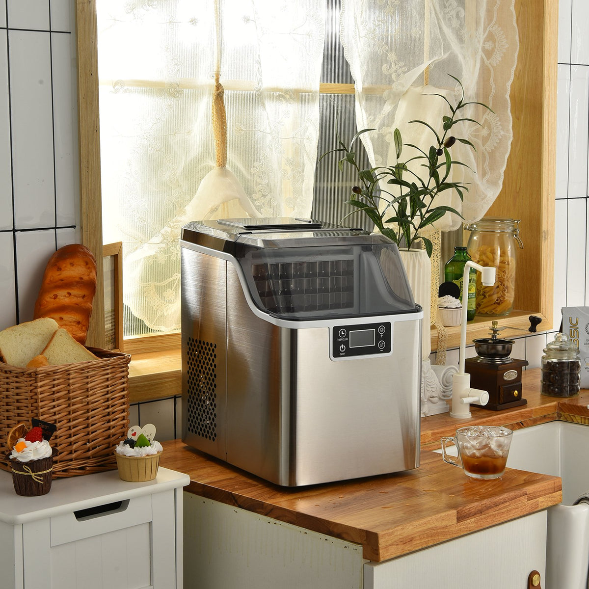 Electric Portable Countertop Ice Maker with Ice Scoop and Basket-Sliver view 3