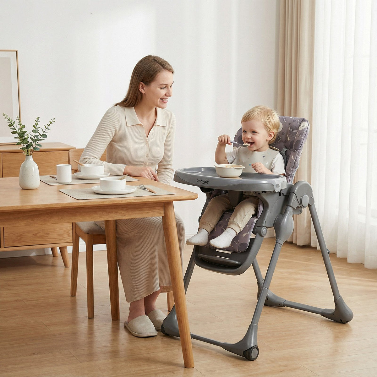 Folable High Chair with Detachable Cushion and High Chair for Babies and Toddlers-Gray view 3