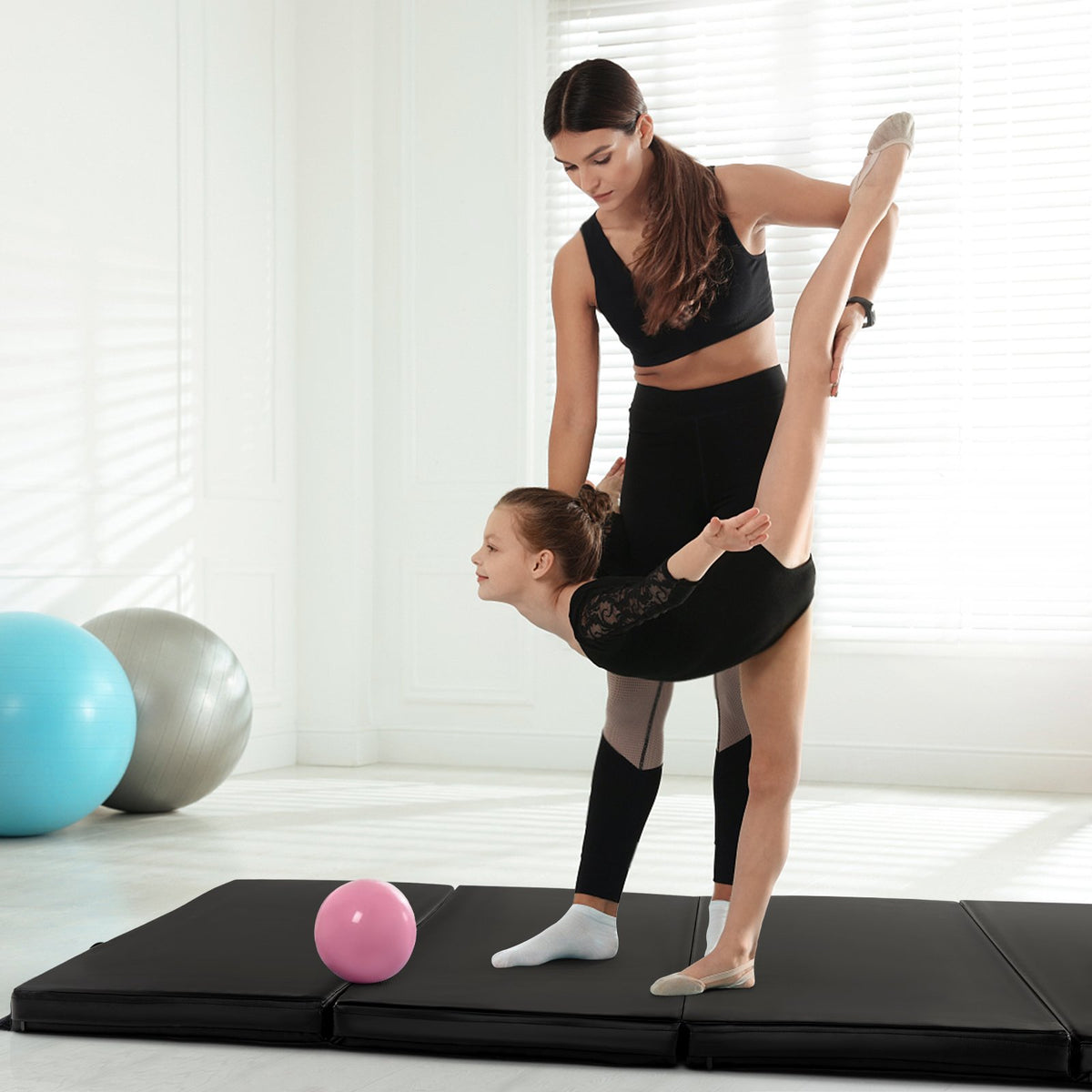 Folding Gymnastics Mat with Carry Handles and Sweatproof Detachable PU Leather Cover-Black view 2