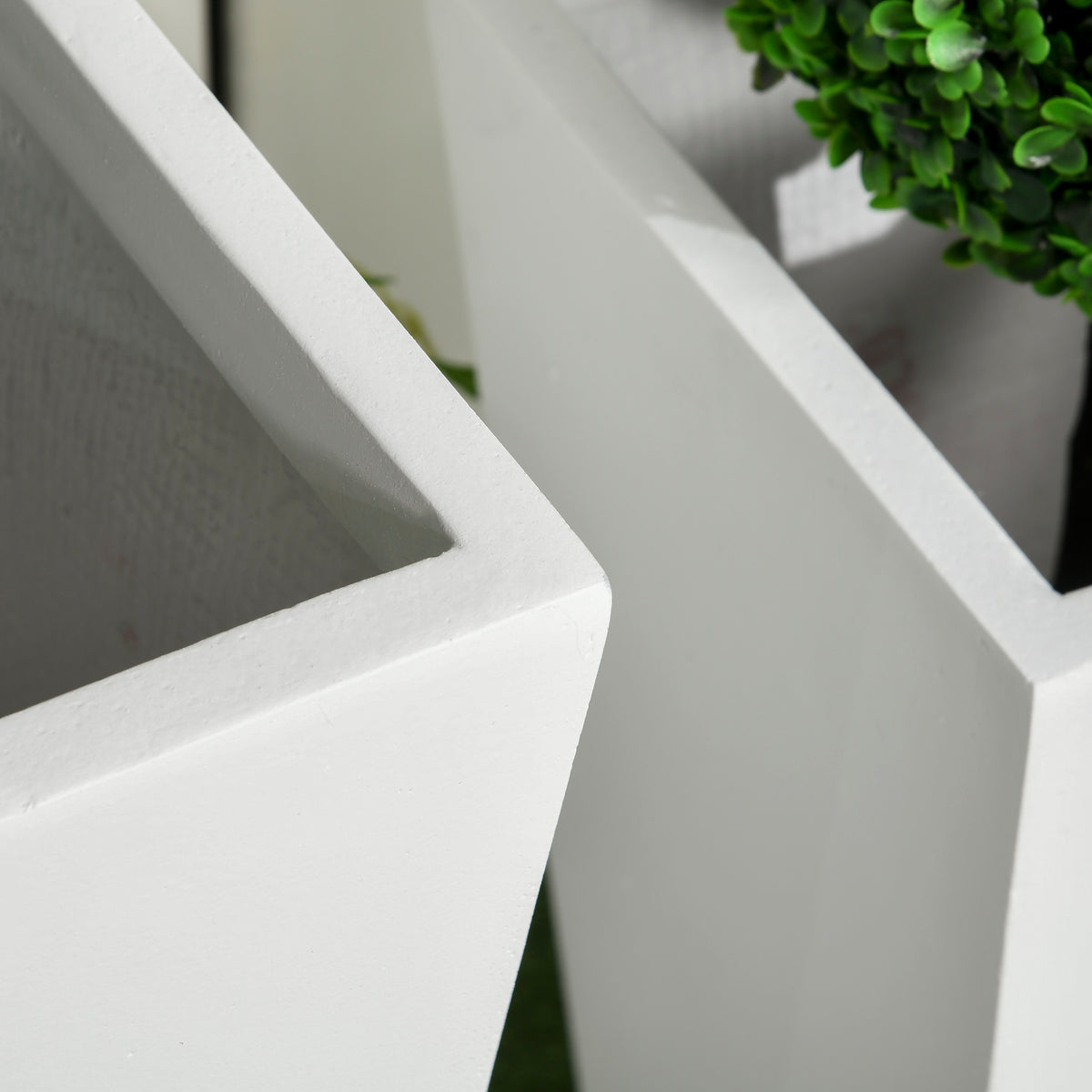 Set of 2 Tall Planters with Drainage Holes, 22" / 18" Outdoor Flower Pots for Patio, Yard, Garden, Black – view 13