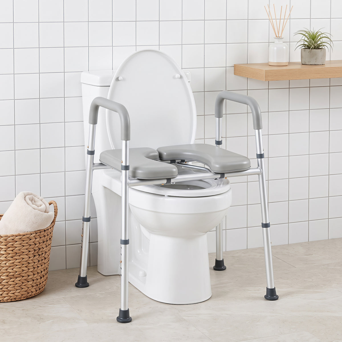 Heavy-duty 400 LBS Raised Toilet Seat with Non-slip Handles view 2