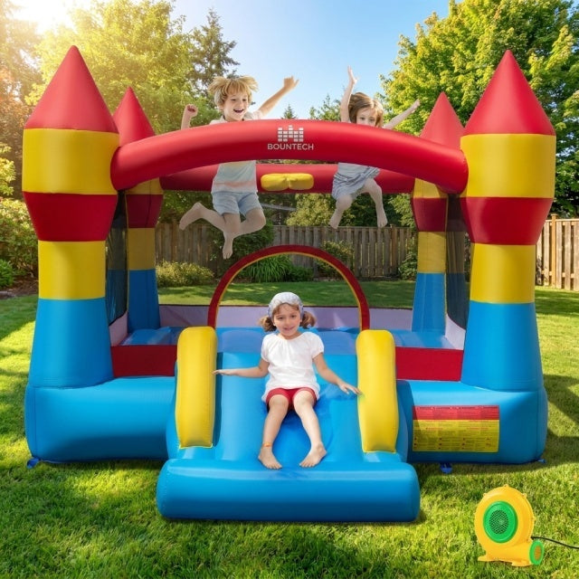 Indoor Outdoor Blow-up Bouncy Castle with 550W Blower for Yard view 2