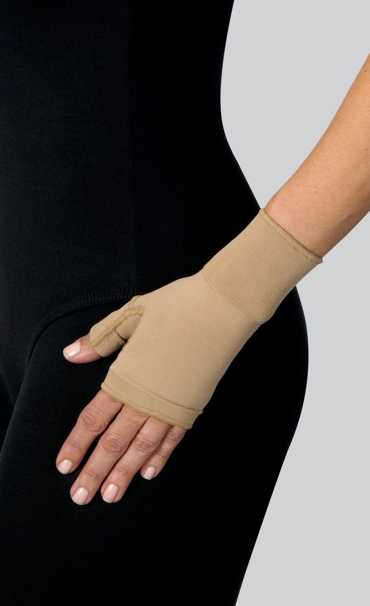 JOBST Bella Strong Ready-to-Wear Gauntlet, 15-20 mmHg