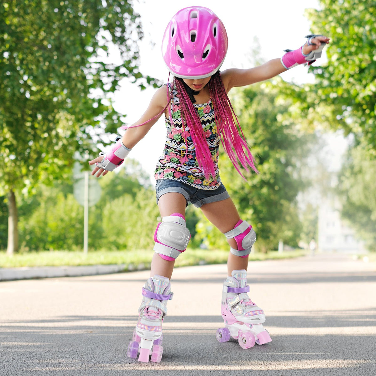 Kids Roller Skates 4 Sizes Adjustable Quad Skates with Light-up Wheels and Safety Protection-Pink view 2