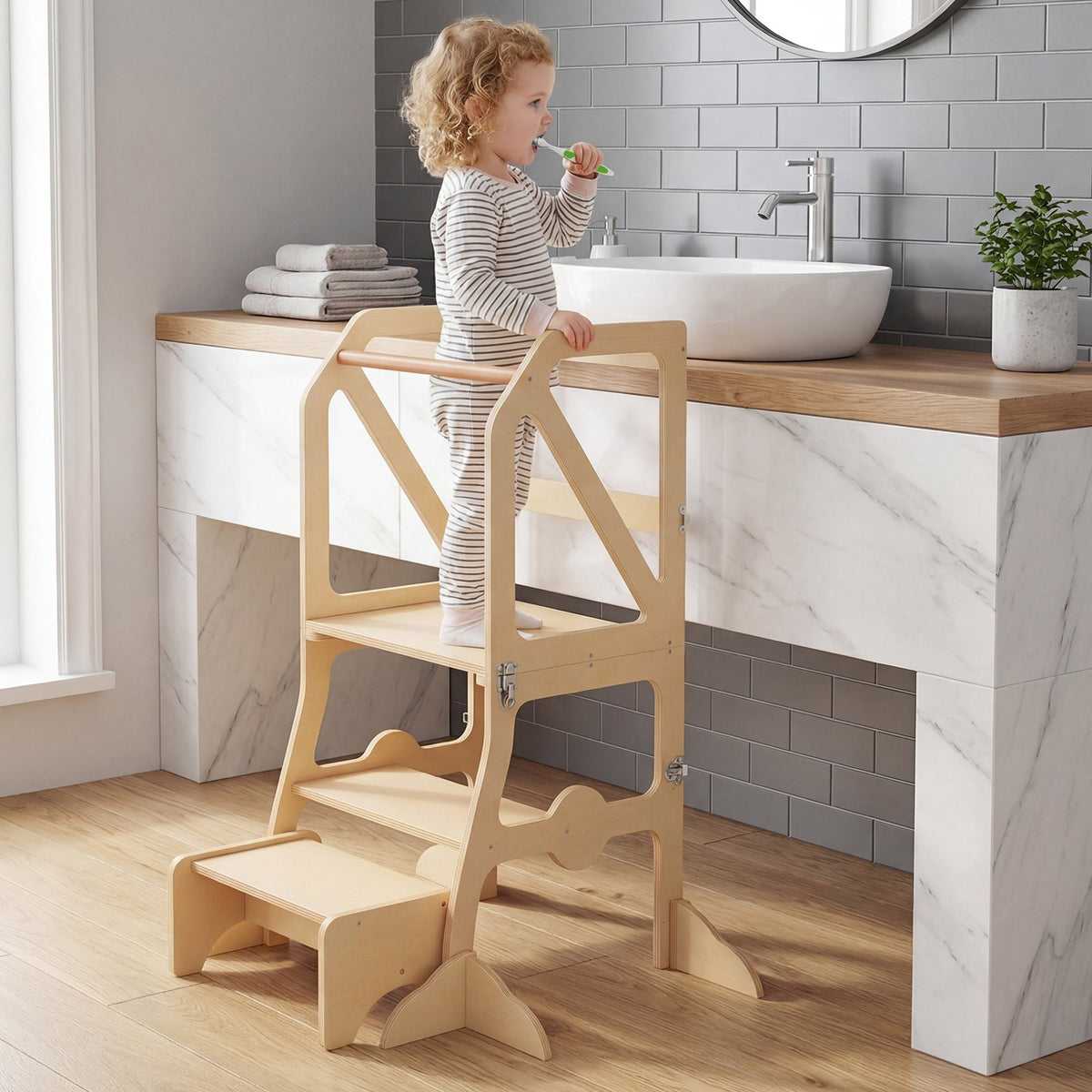 Multifunctional Kids Kitchen Step Stool with Removable Safety Bar and Fixing Buckles view 3