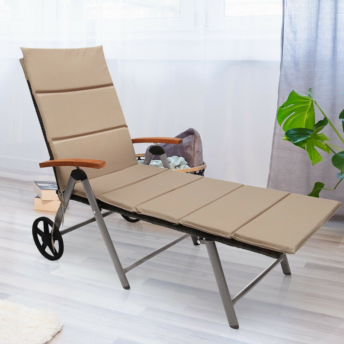 Outdoor Chaise Lounge Chair Rattan Lounger Recliner Chair view 3