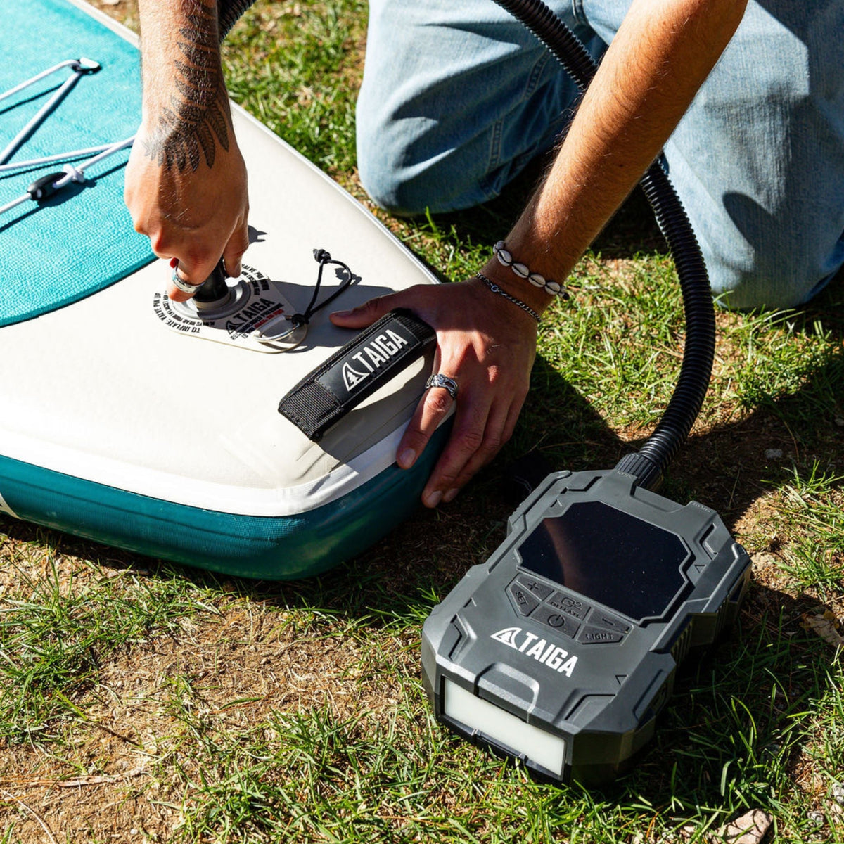 Premium Battery Electric Pump, 22 PSI, Cordless SUP Pump | Taiga Board