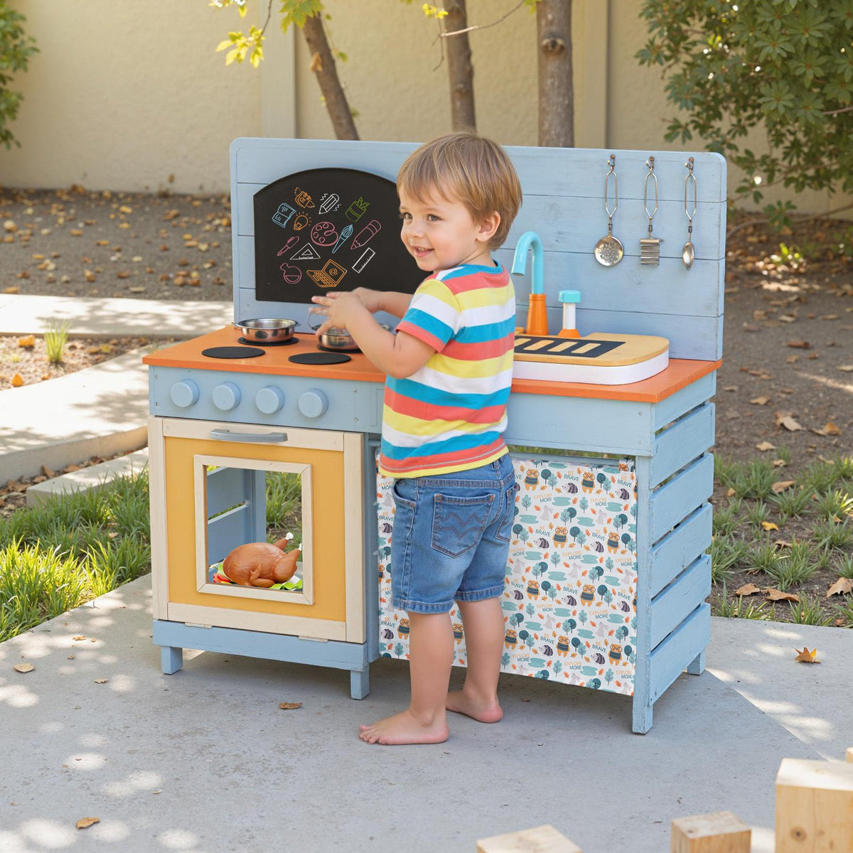 Wooden Toy Kitchen Playset with Removable Circulation Faucet and Cooking Accessories-Blue view 6