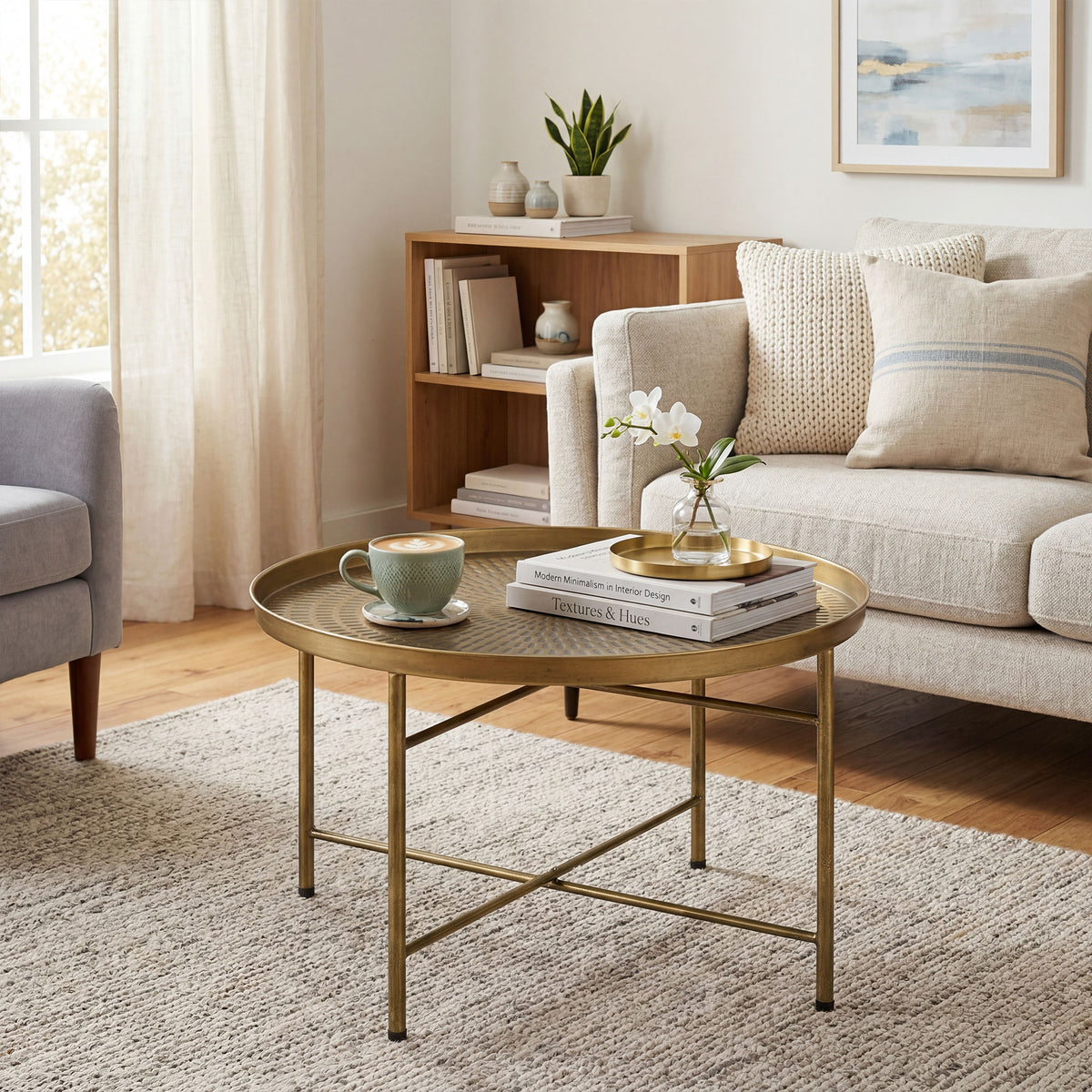 Vintage Coffee Table for Living Room, 24" Round Center Table with Hammered Tray Top and Metal Frame, Gold